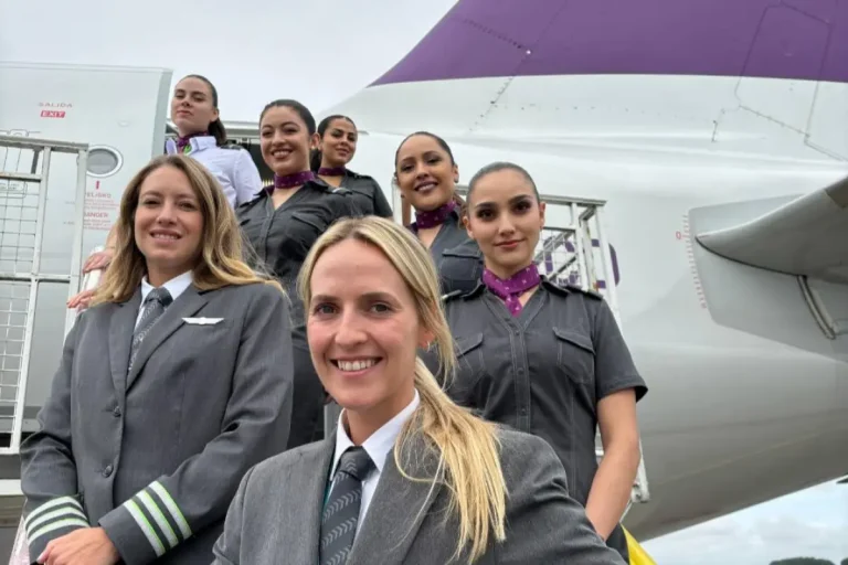 SKY operó vuelo 100% tripulado por mujeres en conmemoración al Día Internacional de la Mujer