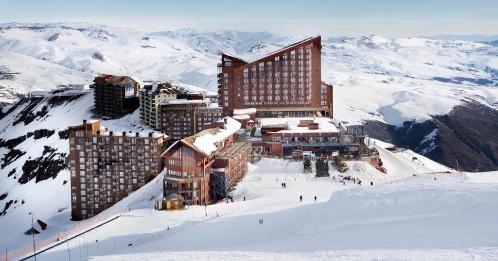 Valle Nevado y La Parva aceleran inversiones para una temporada marcada por el turista brasileño