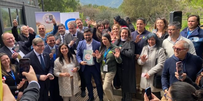 Crean pasaporte turístico que brindará beneficios a visitantes de Limache y Olmué