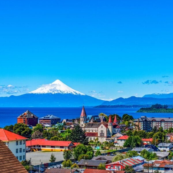 Chile impulsa acuerdo de IA en turismo y abre 1.000 becas